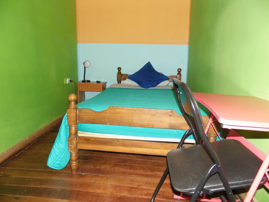 Hostal Tricontinental Вальпараисо Номер фото